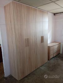 Armadio più mobile soggiorno 