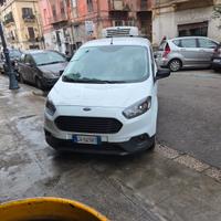 Ford courier 