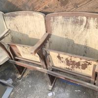 sedie cinema anni 40 , ben conservate