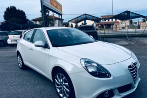 Alfa Romeo Giulietta 1.6 JTDm-2 105 CV Distinctive