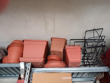 vasi piante giardinaggio rotondi e rettangolari