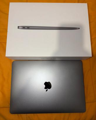 Apple Macbook Air M1