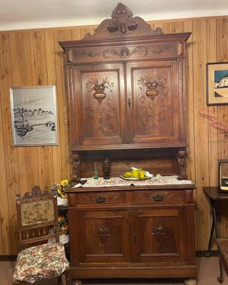 credenza di fine anni 800