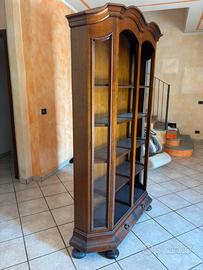 Mobile in legno massello