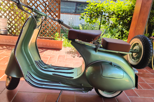 Vespa faro basso