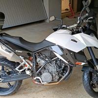 KTM 990 Supermoto - 2012