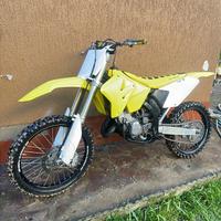 Suzuki RM 125