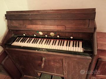 armonium d'epoca