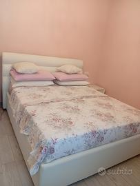 lettto matrimoniale  con contenitore 