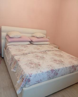 lettto matrimoniale  con contenitore 