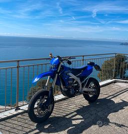 Yamaha WR450F (YZ450F)
