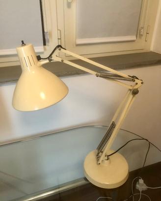 Lampada naskaloris, Fontana Arte