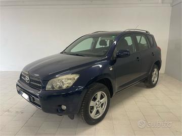 Toyota RAV4 2.2 D-4D 136 CV Sol 4x4 Perfetta