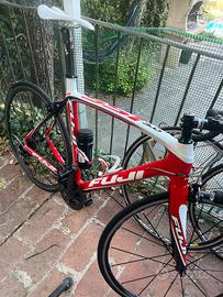 Bici da corsa FUJI SST 3.0