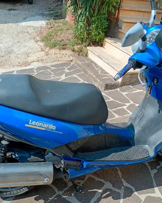 Scouter Aprilia Leonardo 150