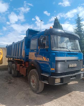 Iveco 330 ZF Mezzo d'opera targa gialla
