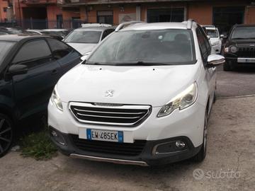 Peugeot 2008 PureTech 82 Allure - 01