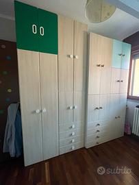 Armadio Ikea completo di accessori