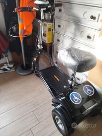 triciclo elettrico per adulti