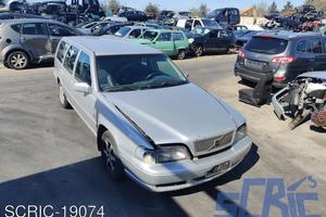 VOLVO V70 1 875, 876 2.5 TDI 140CV - Ricambi