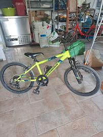 MTB con ruote da 20 "