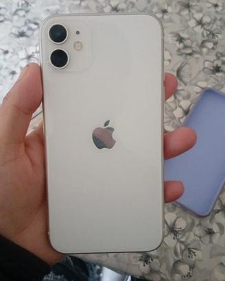 iPhone 11, batteria con 100%  in perfetto stato