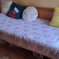 letto e due comodini