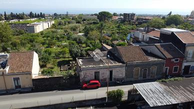 CASA INDIPENDENTE A GIARRE