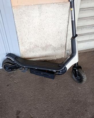 mono pattino elettrico