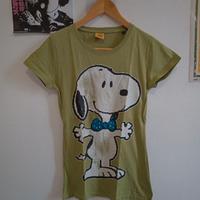Maglietta verde cartoon snoopy peanuts stampa cane
