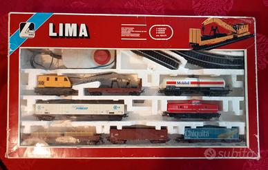 TRENO MERCI LIMA  con gru.