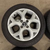 Cerchi in lega Citroen C3 con gomme estive