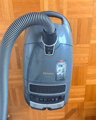 Aspirapolvere Miele