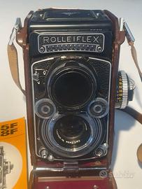 Rolleiflex 3,5F Carl Zeiss con custodia in cuoio e