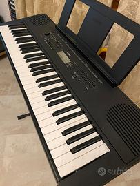 Tastiera YAMAHA PSR-E360