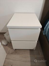 2 comodini Ikea MALM