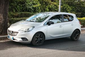 Opel Corsa 1.2 Black Edition
