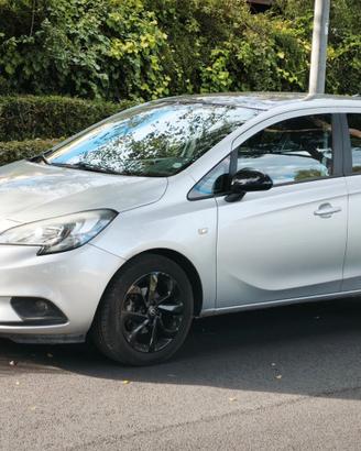 Opel Corsa 1.2 Black Edition