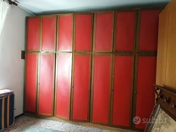 armadio cameretta completo di letto