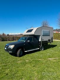 Mazda BT-50 Pick-Up con Cellula Abitativa