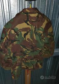 Divisa tuta militare originale.