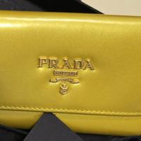 Prada portachiavi  6 ganci colore lime mordore