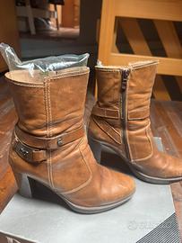 Stivaletti Nero Giardini colore cuoio