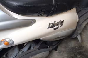 scooter liberty 125