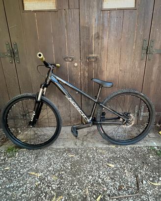 Bici Dirt Bike Norco Rampage - Taglia S - 26”