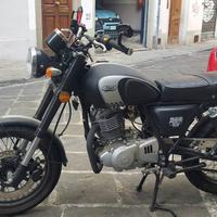 Moto 250, Cafè racer, soli 2493km