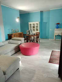 Vicinanze Vigevano abitazione con magazzino,