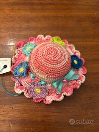 Puntaspilli uncinetto a forma di cappello