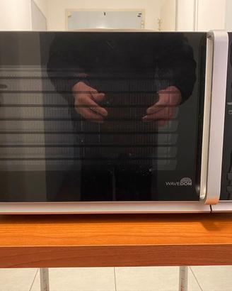 Microonde LG Wavedom con carrello