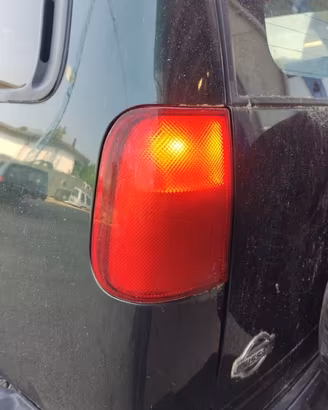 Fanale post sinistro NISSAN TERRANO II 1997